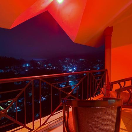 The Byke Sunshine Grand Hotel Ooty Kültér fotó