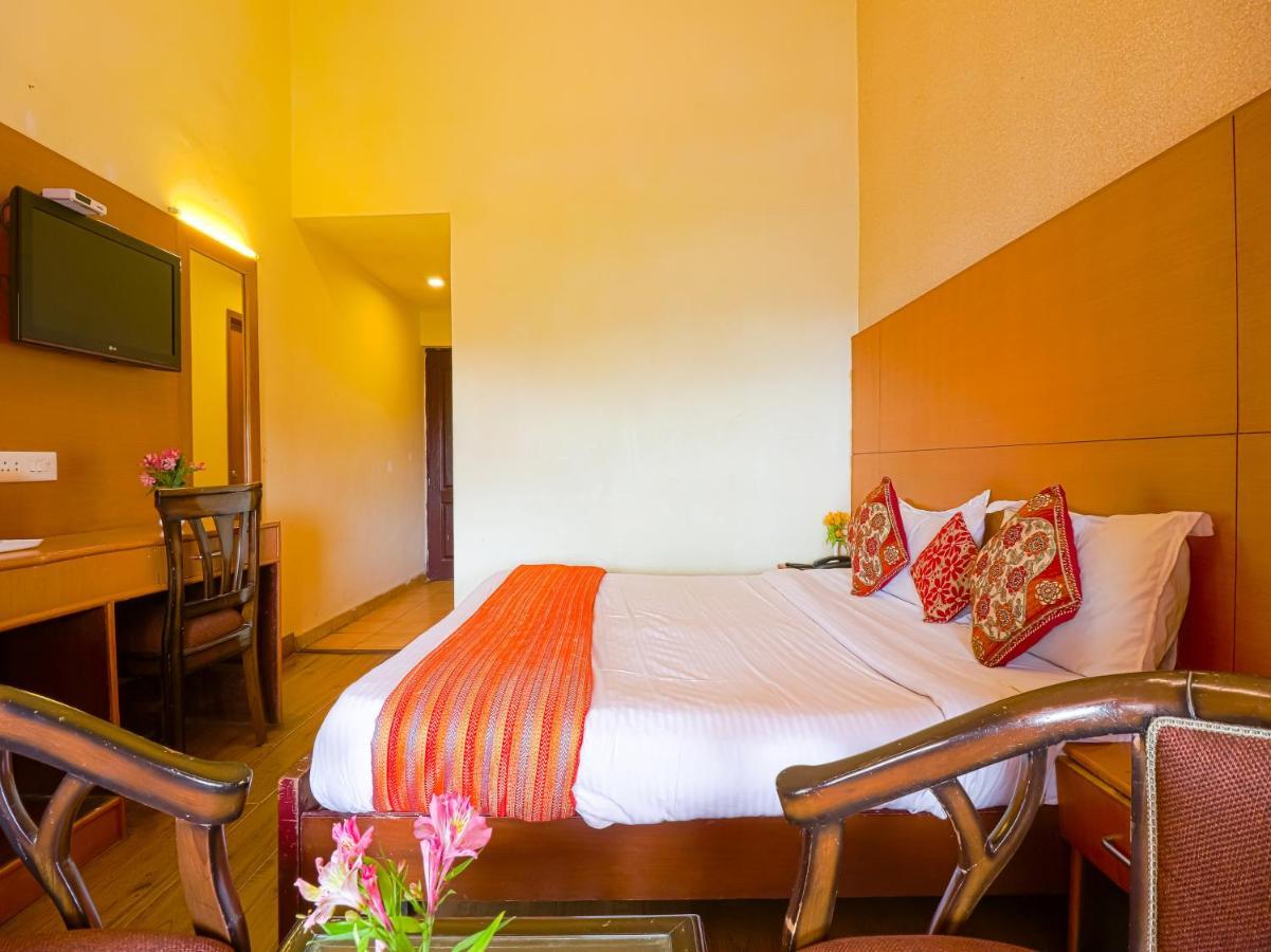 The Byke Sunshine Grand Hotel Ooty Kültér fotó